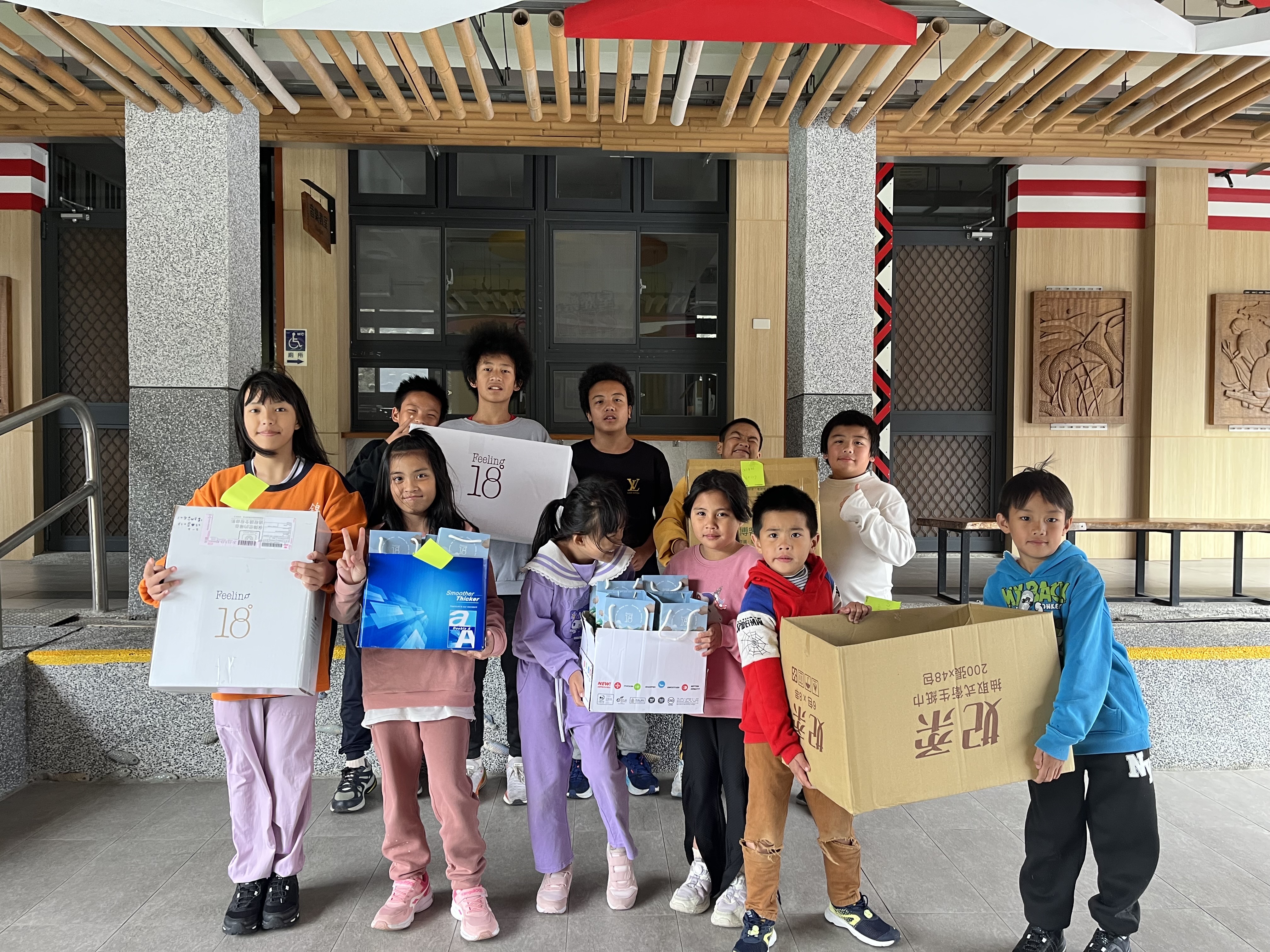 感謝Feeling 18度巧克力工房愛心捐贈